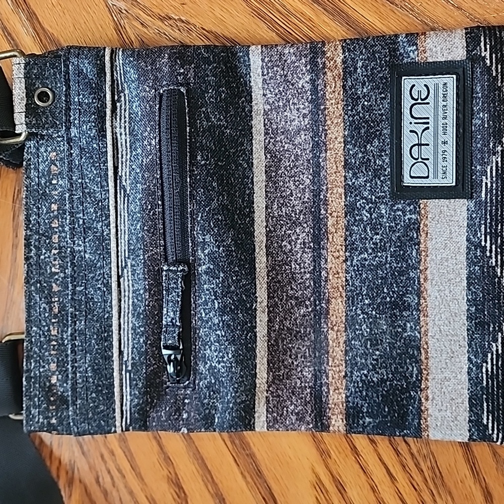 Dakine Jive Crossbody Bag